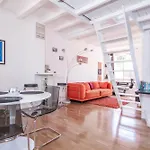 Terrace Duplex At Sagrada Familia By Priorityvillas Apartmán